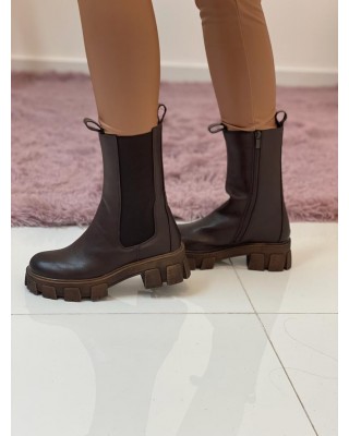 Stivaletto con rialzo