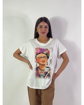 T-shirt over Frida 2.0