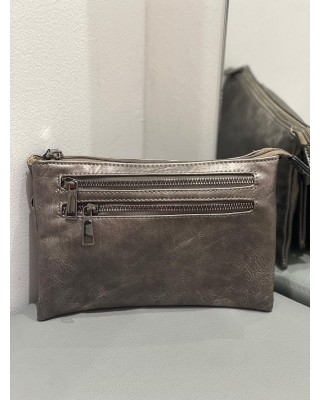 Pochette tracolla a mano