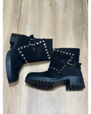 Stivale mantella con borchie