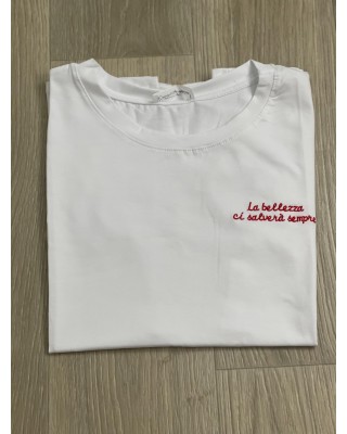 T-shirt con scritte 3.0